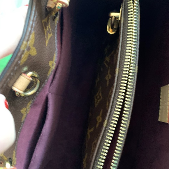 Sold Louis Vuitton Montgaine BB Monogram - Picture 16 of 16